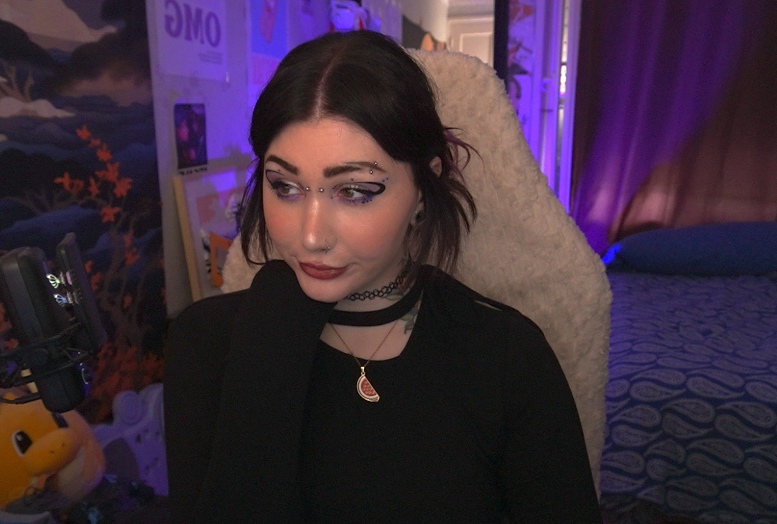 twitch.tv/hapsolutelly

NOUVEAU PARTENARIAT AAAAAAH HIHIHIHIHIHIHIIHIHHIHIHIHIHIIHIHIHIHIIH