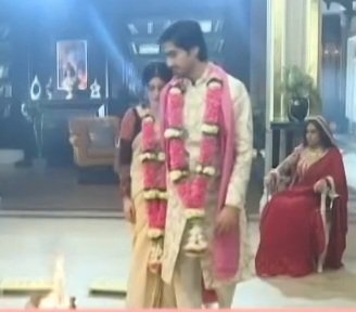 they said tie the knot but rishree said tie the vamp 😭😭

#PowerCoupleEnergy

[#HarshadChopda #ShivangiJoshi #Rishree #RishabhKapoor #BhagyashreeIyer #Balh4 ]