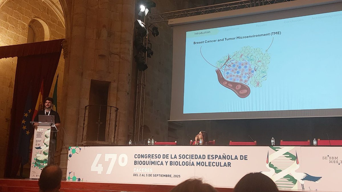 EvaGalanMoya's tweet image. Our super Alex Pinedo is at the #47congresosebbm presenting part of this thesis work done in Germany under the supervision of @Mery_PipiS…and he nailed it! #ProudPI 
@contracancerINV @uclm_es @SEBBM_es