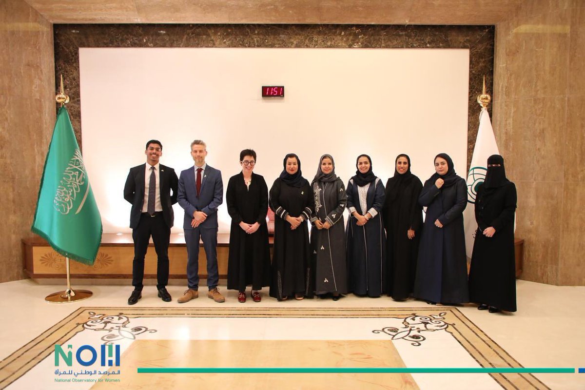 now_org_sa's tweet image. أستقبل #المرصد_الوطني_للمرأة بجامعة الأميرة نورة @_PNU_KSA وفدًا من السفارة البريطانية بالرياض @UKinSaudiArabia ، ضمّ السيد مارتن جارستكا (السكرتير الأول) والسيد صمد شودهري والسيدة كاثرين ماجوير (سكرتيران ثانيان). تناول اللقاء إنجازات تمكين المرأة السعودية وبحث سبل التعاون…