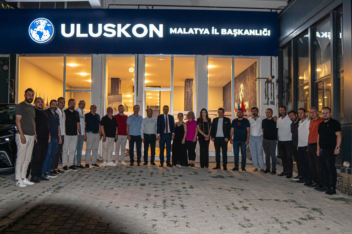 ULUSKON Malatya İl Başkanlığı olarak ilk yönetim kurulu toplantımızı gerçekleştirdik.

Şehrimiz ve ülkemizin ekonomik geleceği adına atacağımız adımların, güçlü iş birlikleri ve ortak vizyonumuzla daha da değerli olacağına inanıyoruz. 

#Uluskon  #UluskonMalatya #Ekonomi
