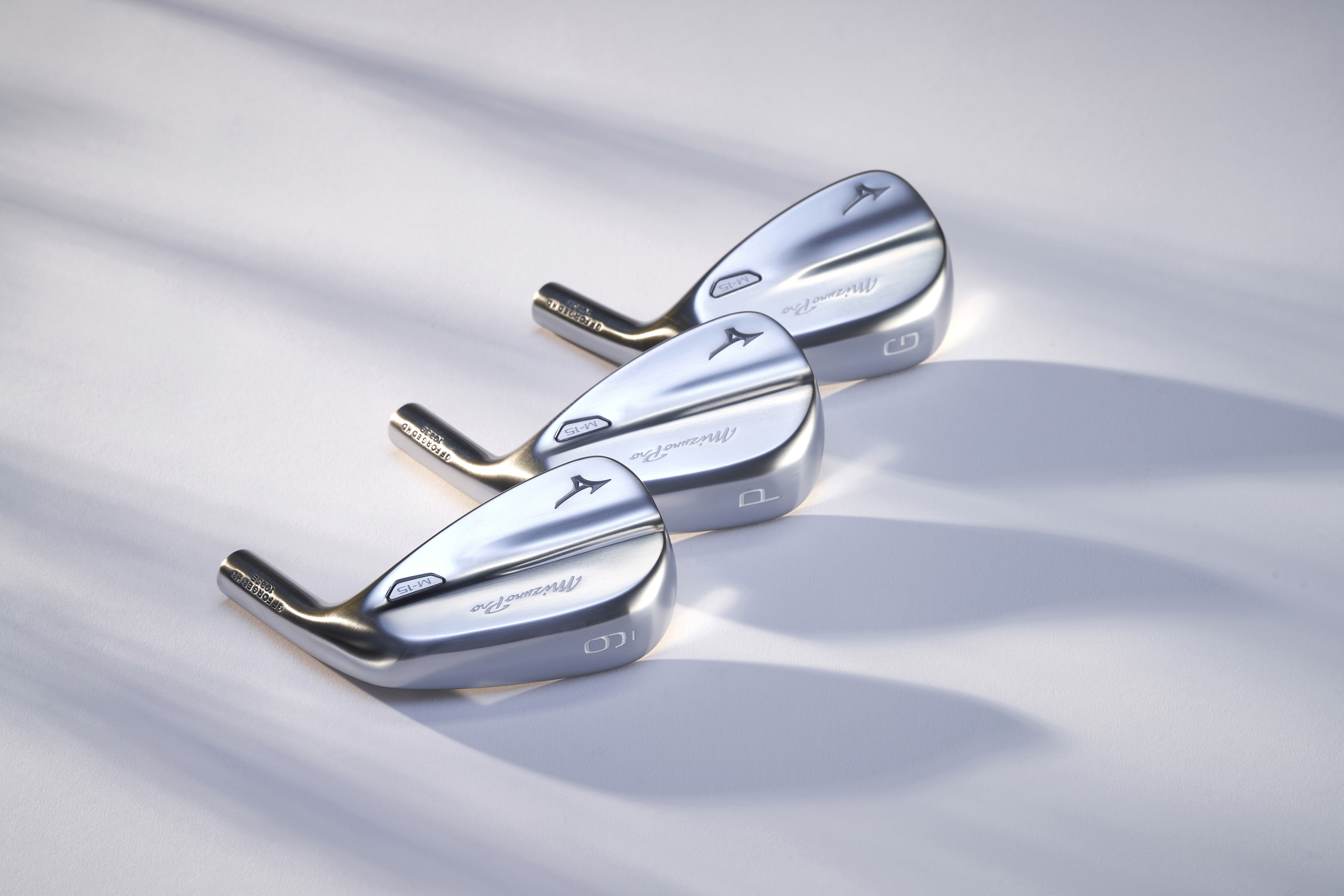 MIZUNO GOLF ミズノ ゴルフ セットアップ プレスサーモ 千鳥柄 M MIZUNO GOLF ミズノ ゴルフ セットアップ プレスサーモ 千鳥柄 M