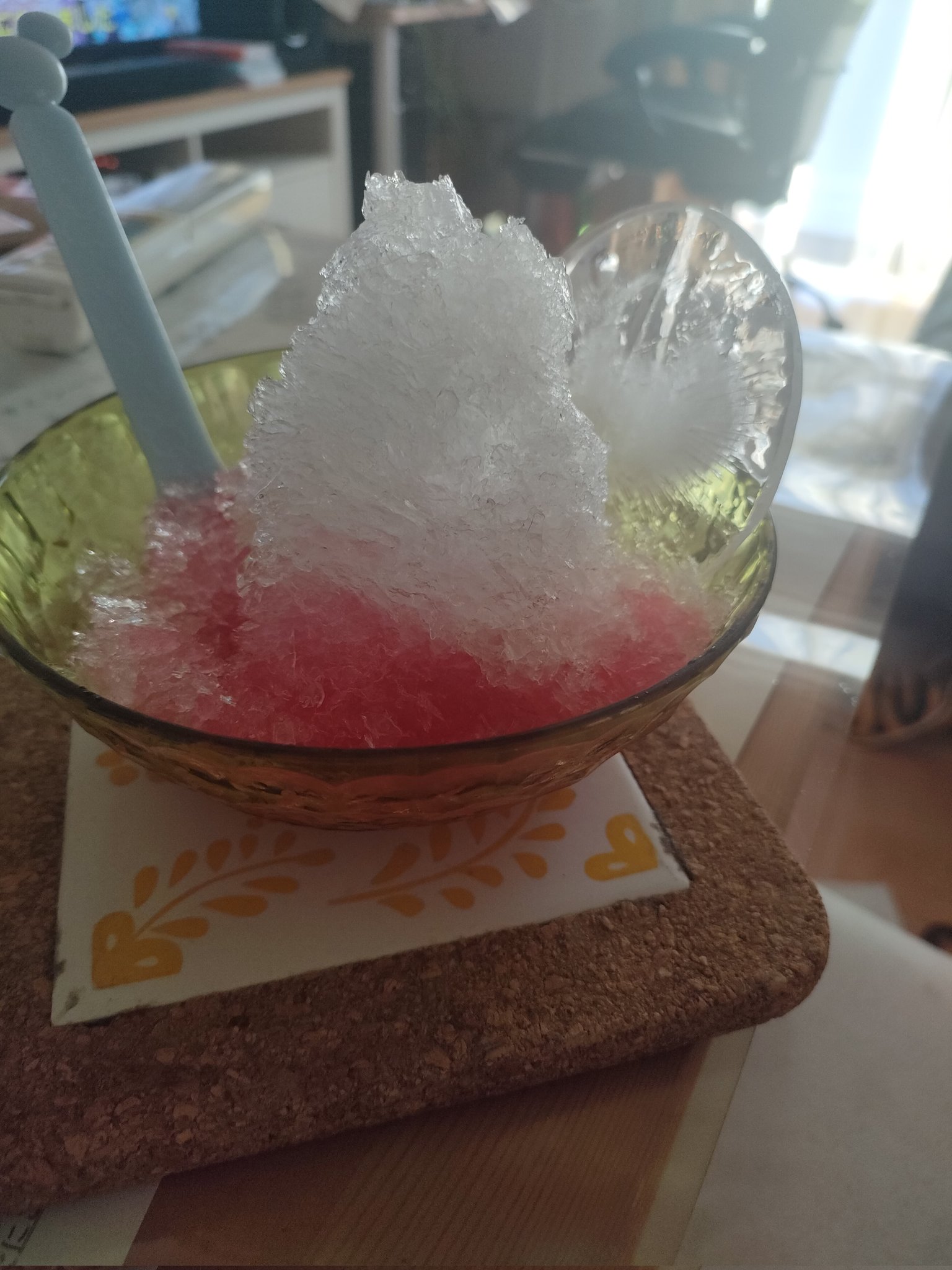 ターポリン幕 ドリンク かき氷 イベント 🍪 宝製菓では先日、社内イベントの一環として、かき氷が従業員