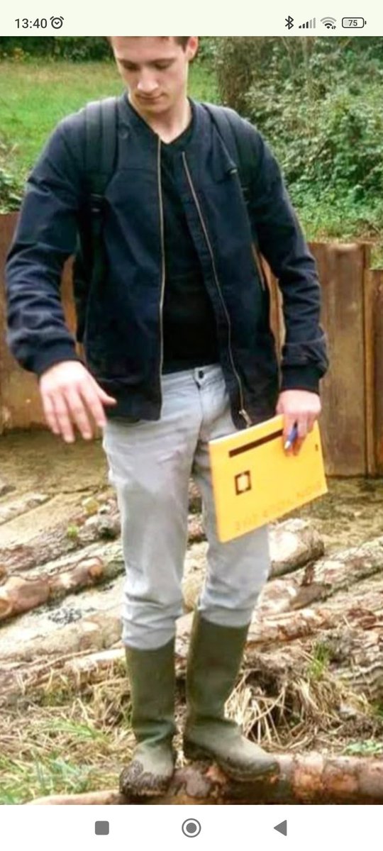 Boots Bondage tweet media