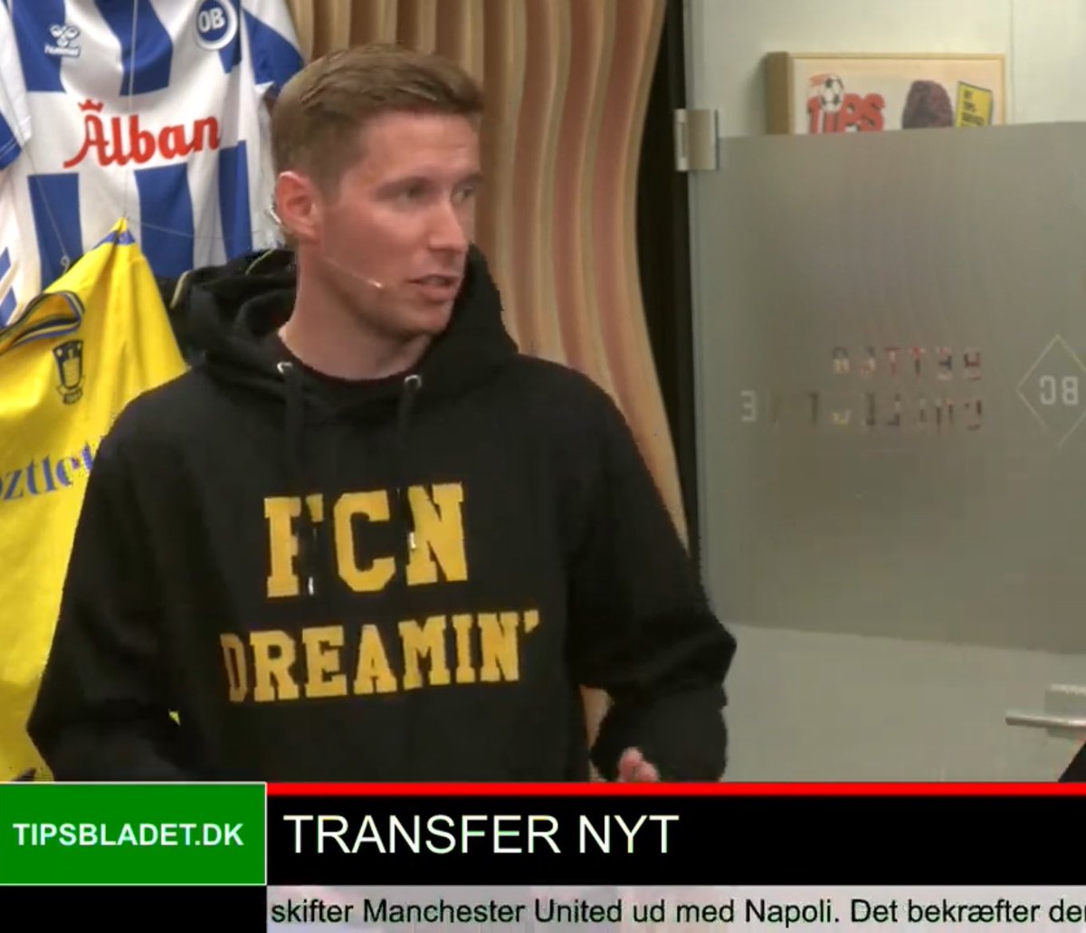 Dreamin' (@fcndreamin) on Twitter photo Transfervinduet er lukket.
50+ millioner euro ind.
Rekordsummer brugt på erstatninger.
Hvor står vi nu? Kan godt sige der ikke er helt enighed i panelet om truppens niveau og potentiale.
Lyt med lige herunder ⤵️ og send et Superlike til <a href="/KapperH5/">Kasper Henriksen</a>
#sldk #fcndk Transfervinduet er lukket.
50+ millioner euro ind.
Rekordsummer brugt på erstatninger.
Hvor står vi nu? Kan godt sige der ikke er helt enighed i panelet om truppens niveau og potentiale.
Lyt med lige herunder ⤵️ og send et Superlike til <a href="/KapperH5/">Kasper Henriksen</a>
#sldk #fcndk
