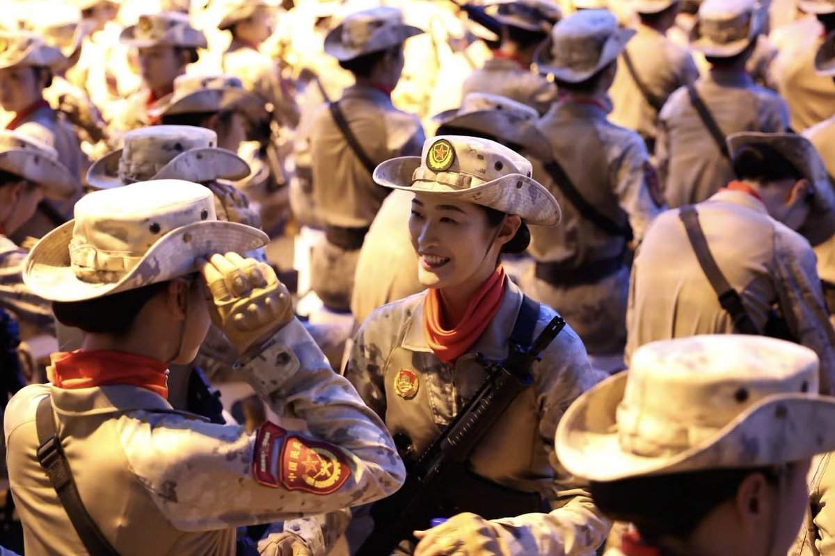 AnBook0906's tweet photo. 最美巾帼

#纪念中国人民抗日战争暨世界反法西斯战争胜利80周年 https://t.co/7BHYp1amVP