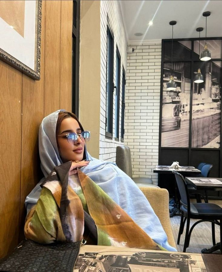 لا تسمع لكل زرك مش كل من يتكلم فاهم 💭
#حكمة_موريتانية