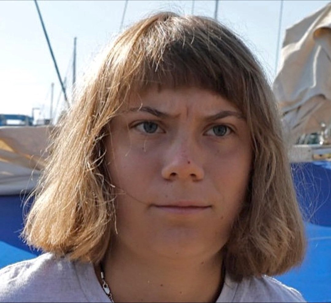 rootlets_nft's tweet image. Meet Gr🐽ta Thunberg