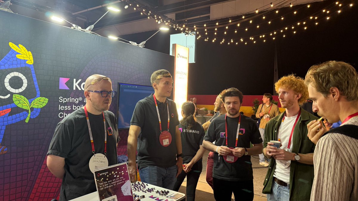 Stop by the JetBrains booth at @JavaZone to meet <a href="/tau_phoenix/">Marat Square</a> from Kotlin’s Language Evolution team — discover upcoming features, ask your questions, and share ideas! 🚀