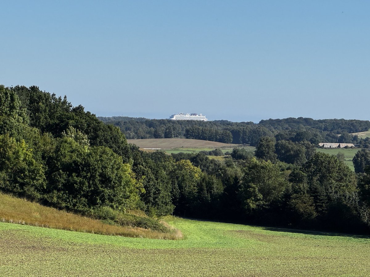 Die Disney Adventure vor Rügen. Solch einen Anblick haben auch wir hier äußerst selten.