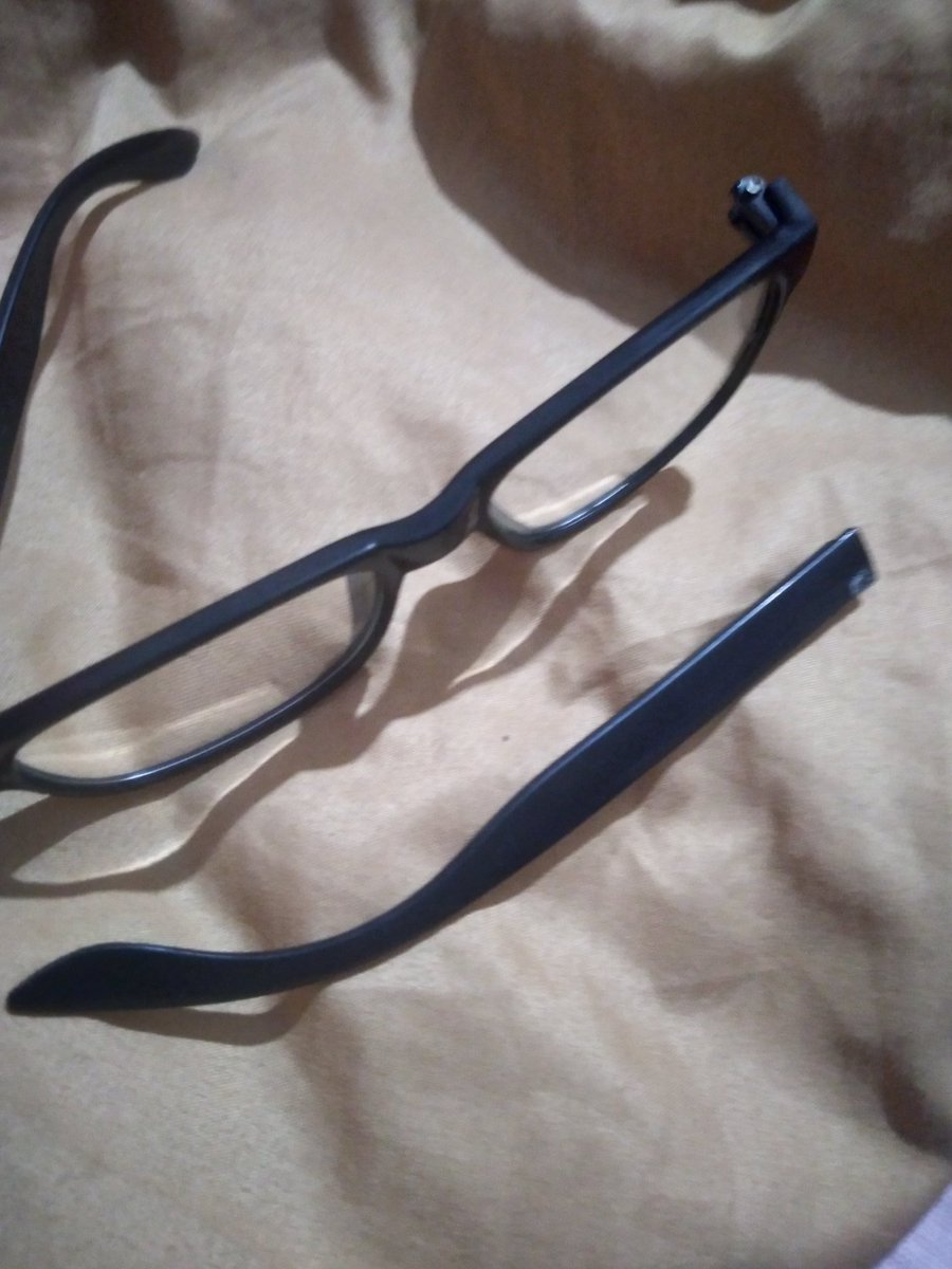 My glasses broke today. To some, they may have been just a piece of glass, but for me, they were a second eye to see the world through. I feel like a part of my life has suddenly stopped, because I really can't do anything without
😭😭😭😭
gofund.me/0b8600ea