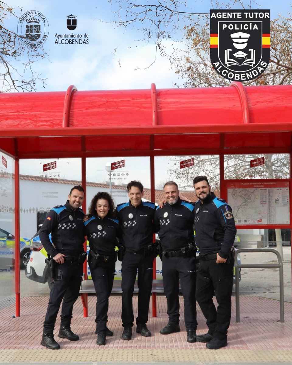 🎓👮‍♂️ ¡Los Agentes Tutores de la Policía Local velan por el bienestar de los alumnos de Alcobendas!

👉 Mejorar la convivencia en los centros, prevenir conflictos y acompañar a las familias son sus principales objetivos.

Más de 20 años acompañando a nuestros jóvenes.