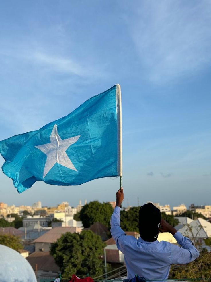 amelhajaj9952's tweet image. The dialogue initiative from Puntland and Jubbaland, rivals of the Federal Government, may mark the start of a political breakthrough on the elections issue.
 #Leadership #ArabSupport