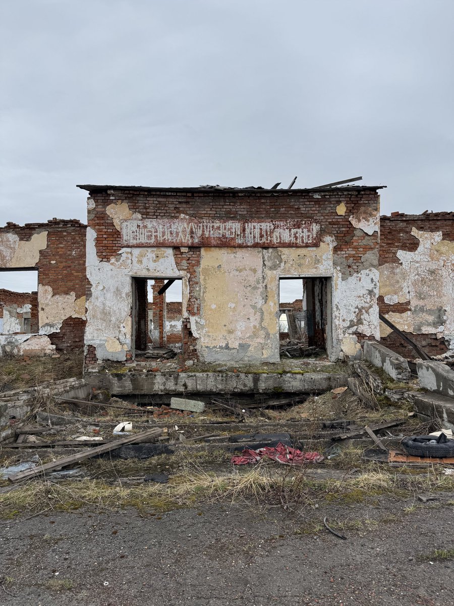 La Chine et la Russie coopèrent dans des zones inattendues, comme le Grand Nord. Au-delà du cercle polaire, nous avons pu filmer les anciennes bases soviétiques, et vous proposons un reportage sur la bataille de l’arctique à venir. Tout à l’heure dans le JT de 13h sur <a href="/TF1Info/">TF1Info</a>