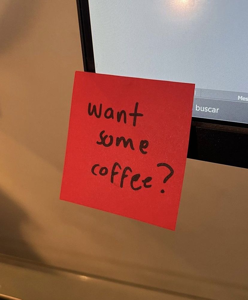 Cesar_Pech10's tweet photo. Drinking water before coffee has been harder than I thought, but it makes mornings less brutal. https://t.co/ExDU4vJqSA
