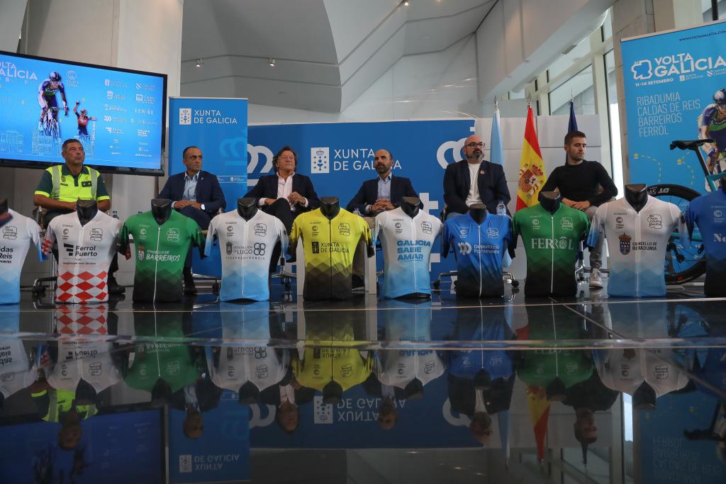 📍 A proba contará con 120 deportistas dunha vintena de equipos para percorrer máis de 430 quilómetros en catro etapas por unha trintena de concellos de Pontevedra, Lugo e A Coruña

ℹ️ deporte.xunta.gal/gl/novas-depor…