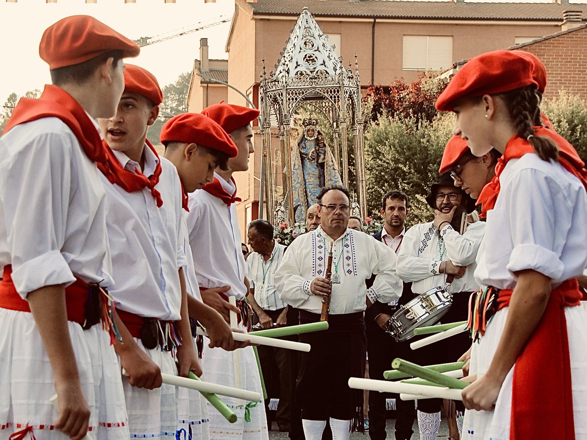 Danza de paloteo.
#Saldaña #Palencia
