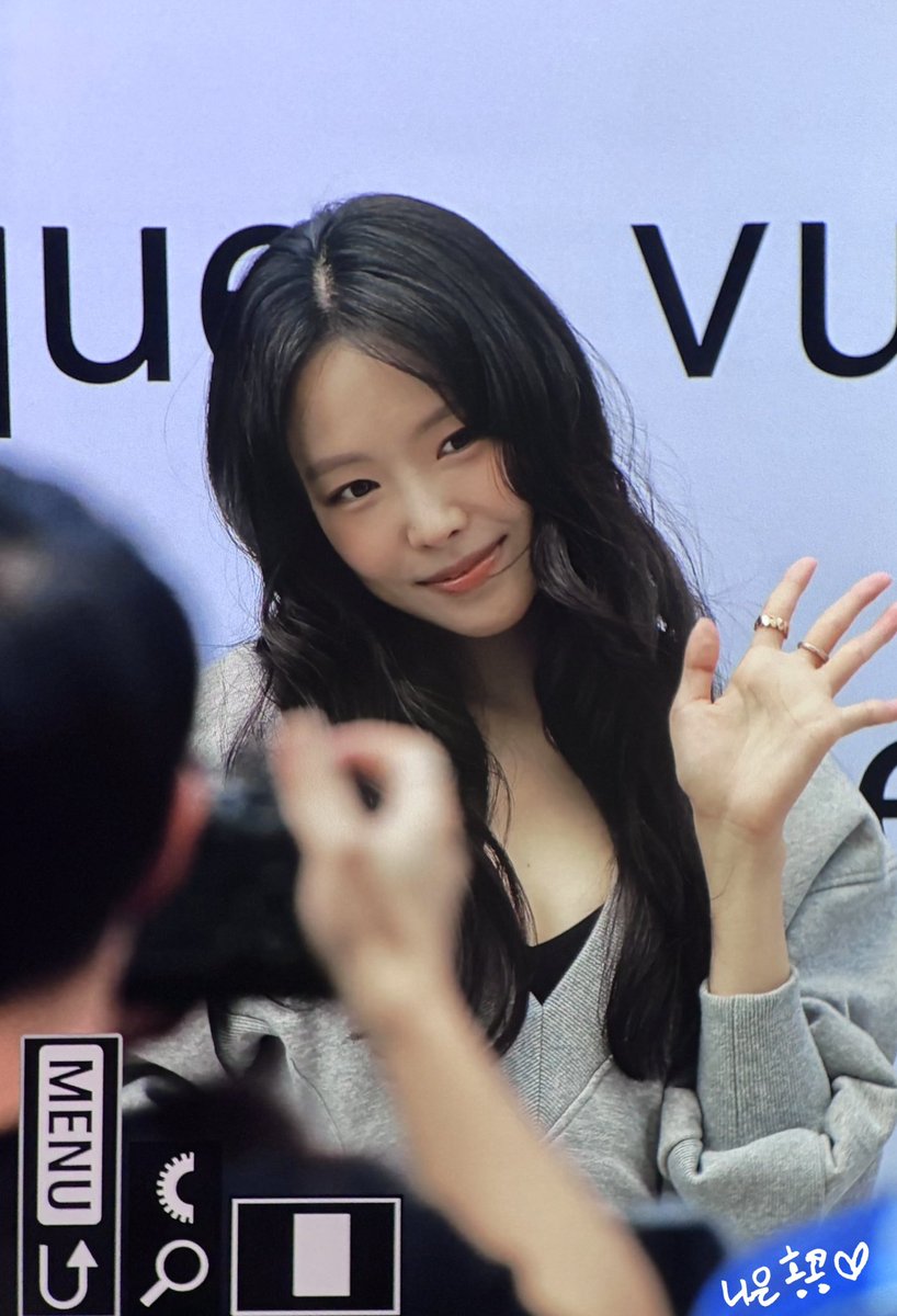 나은홍콩 tweet media