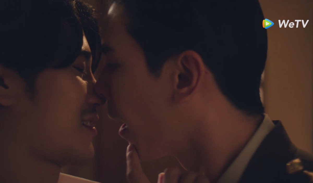 mamilks's tweet image. ก็ยังยืนยันว่าน้องยูโรซีนนี้คือเดอะเบสของความสวย แกดูปากยัยเด็กคนนี้ 
เกิดมาร้องเคะๆเลยมั๊ย 🫵🏻🌸🎀💞

#ShineTheSeries
#สนยูโร #sonyuke 
#euroyotsawat 
#SonEuro