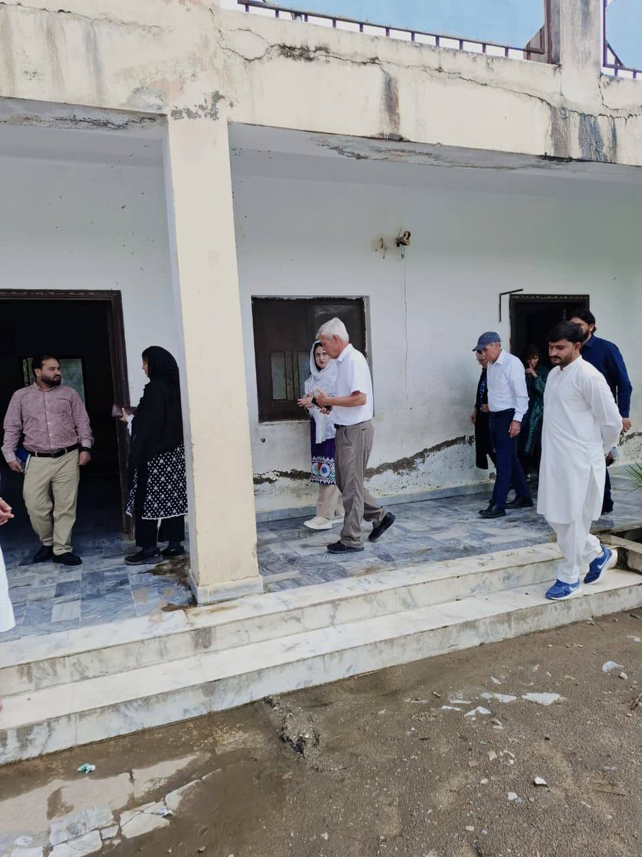 prdspk's tweet image. Chief Executive PRDS, along with a donor mission from the CJC, visited flood-affected areas of Buner, villages Beshonai, Sultanwas, and Pir Baba.
DC Buner, ,AC Khudu Khel, and other officials,  briefed them on the flood situation, damages, and ongoing relief efforts.