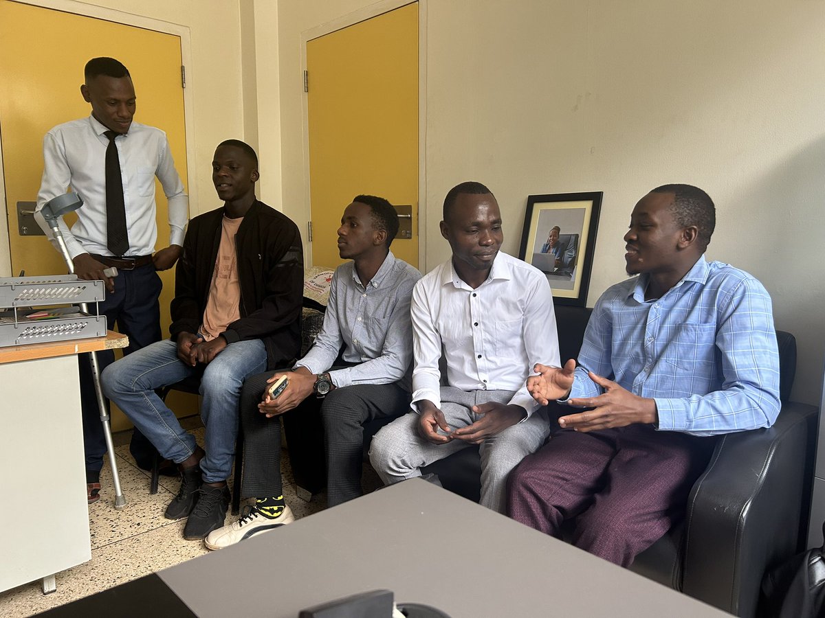 mavis_agnes's tweet photo. The future of our communities is bright with resilient youths at the helm!
HFU is incredibly proud to see young leaders taking charge of our organizational activities and making a real difference by empowering parents.
A huge thank you to WFH for their invaluable support. https://t.co/nEEGDasbPa