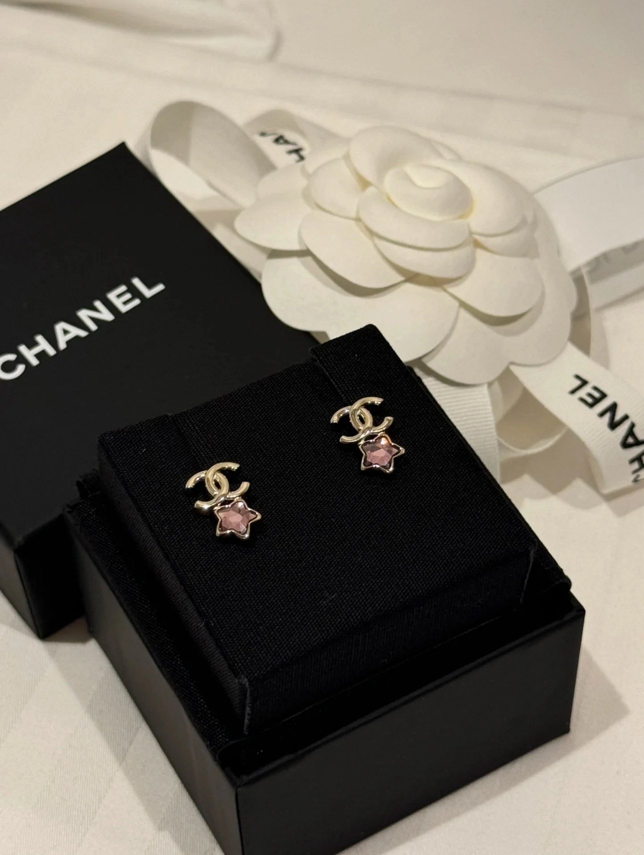 ゆら2525 春夏コレクション CHANEL ヘアピン　箱ショッパー付き ゆら2525 春夏コレクション CHANEL ヘアピン 箱ショッパー付き