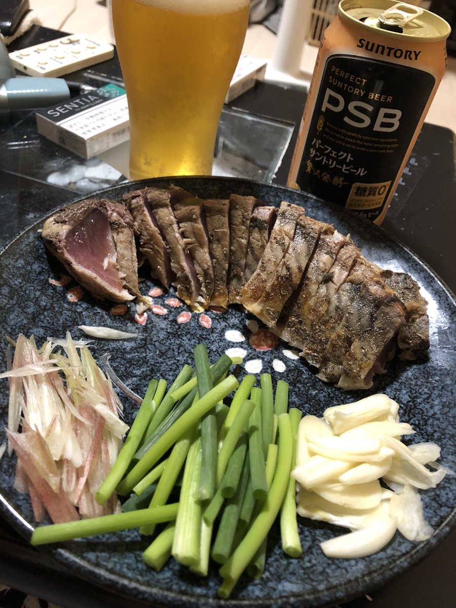 お疲れ生です🍺
さて、今日はカツオのたたきでもいただきながらランクマ潜りますか😋💪