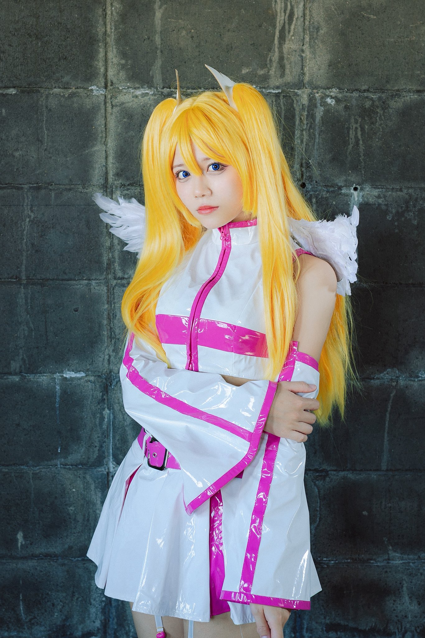 【完コス可】2.5次元の誘惑 リリエル一式 コスプレ】「2.5次元の誘惑」リリエルの可愛さに胸キュン！瞳に