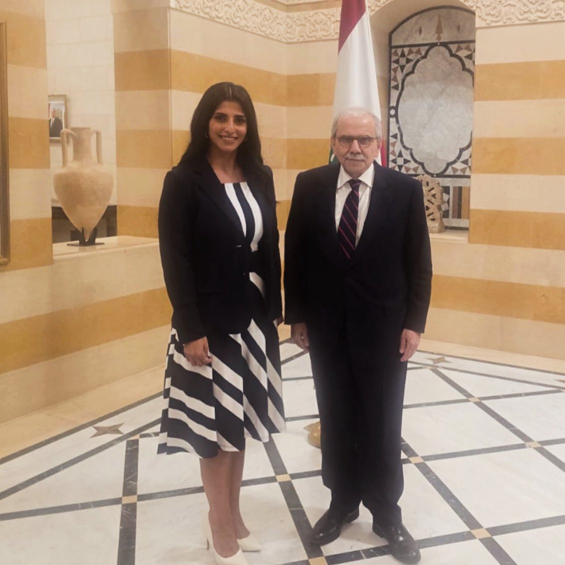 وختامها مسك. مهمة عملي في لبنان انتهت بجلسة مع رئيس حكومة بلادي القاضي نواف سلام الذي يواظب على العمل الوطني بدون توقف حتى في ظل كل الحملات التي تطاله. 
مشاكل لبنان كثيرة، لكن كفاءاته البشرية أكثر بكثير. أغادر مع أمل كبير أن بلدي يملك كل مقومات العودة الى المسار الصحيح والطبيعي