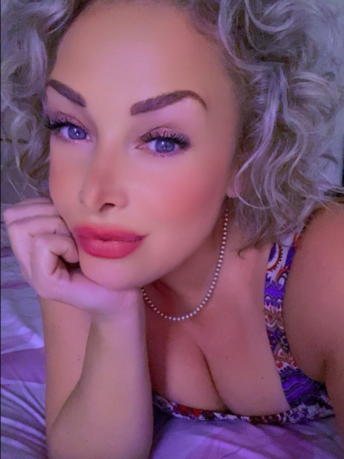 S3r3n4Wolf's tweet image. Boh