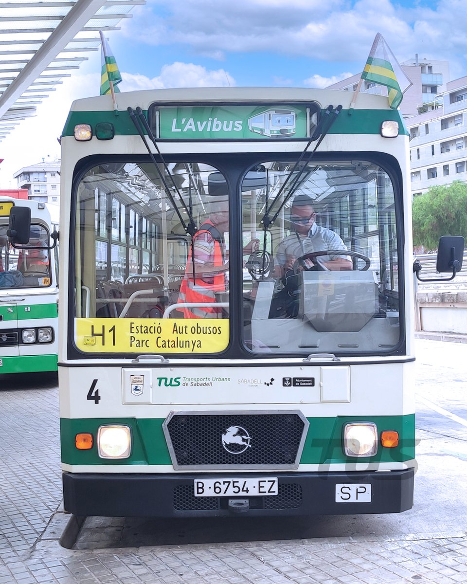 📣 Dissabte 6/9 torna la Passejada en els #autobusosclàssics que organitza <a href="/busosarca/">ARCA-BUS</a> per #FMSBD25 !
Viatja en el temps amb l’#Avibús i altres busos històrics🚌.
📍 Estació d’autobusos – Trenet Parc Catalunya.
🕓 A partir de les 11 h.
Gratuït i per a tota la família!
#TusSabadell