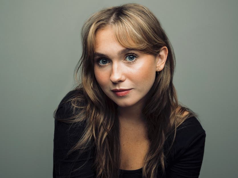 h_wagner10807's tweet image. Veronika Slowikowska is so talented and always a joy to watch!

#SNL #OngoingNow24 #SNLCast #NewSNLCast #CelebrityGossip 

More link:  omly.store/Pp5OS
