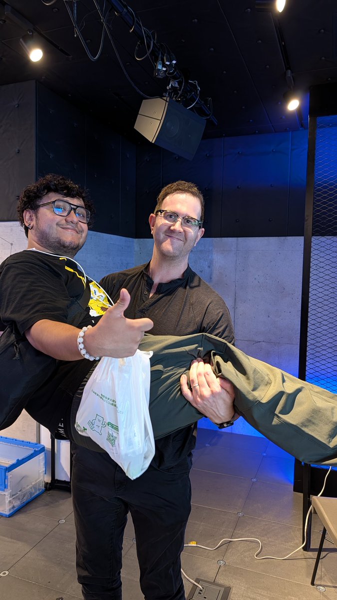 大成功 He is so nice