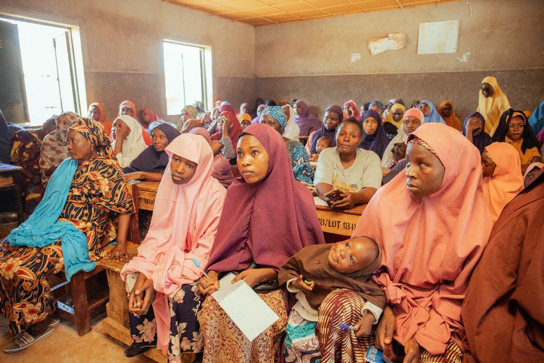 palmvalleyng's tweet photo. ROOTED IN RESILIENCE | STRENGTHENING GROUPS
We wrapped up a powerful refresher training on Group Dynamics across Kaduna, Nasarawa & Benue.
#WOFANICON2 #PVNL #GroupDynamics #FinancialInclusion #SustainableImpact https://t.co/SX01zo4zIY