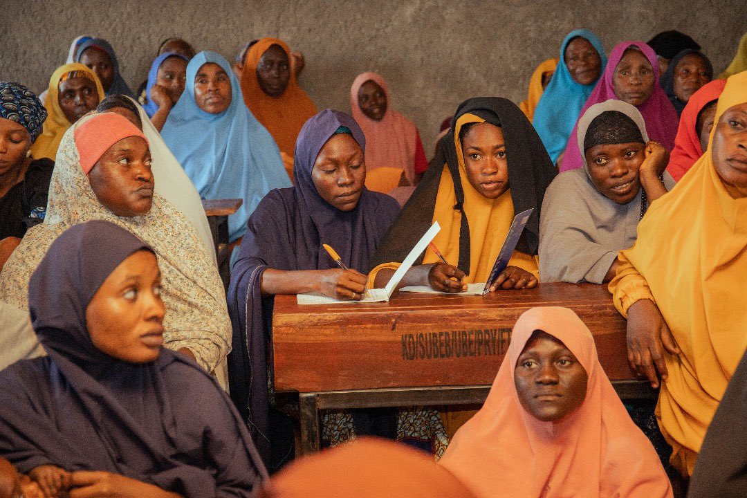 palmvalleyng's tweet photo. ROOTED IN RESILIENCE | STRENGTHENING GROUPS
We wrapped up a powerful refresher training on Group Dynamics across Kaduna, Nasarawa & Benue.
#WOFANICON2 #PVNL #GroupDynamics #FinancialInclusion #SustainableImpact https://t.co/SX01zo4zIY