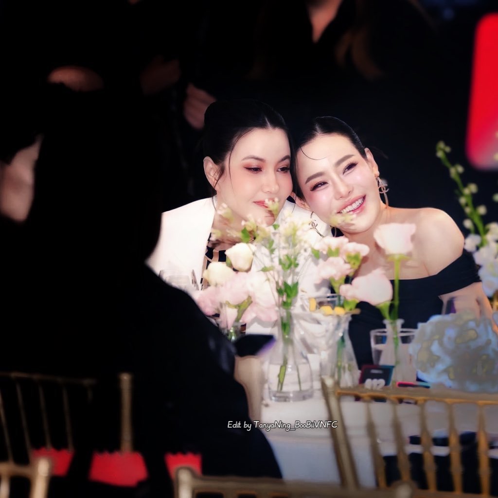 "The two of us" in real life 
#tanyarae #ningpanita #tanyaning
#หนิงปณิ #ธัญญ่าธัญญาเรศ #ธัญญ่าหนิง  #TanyaNing_BooBiiVNFC
