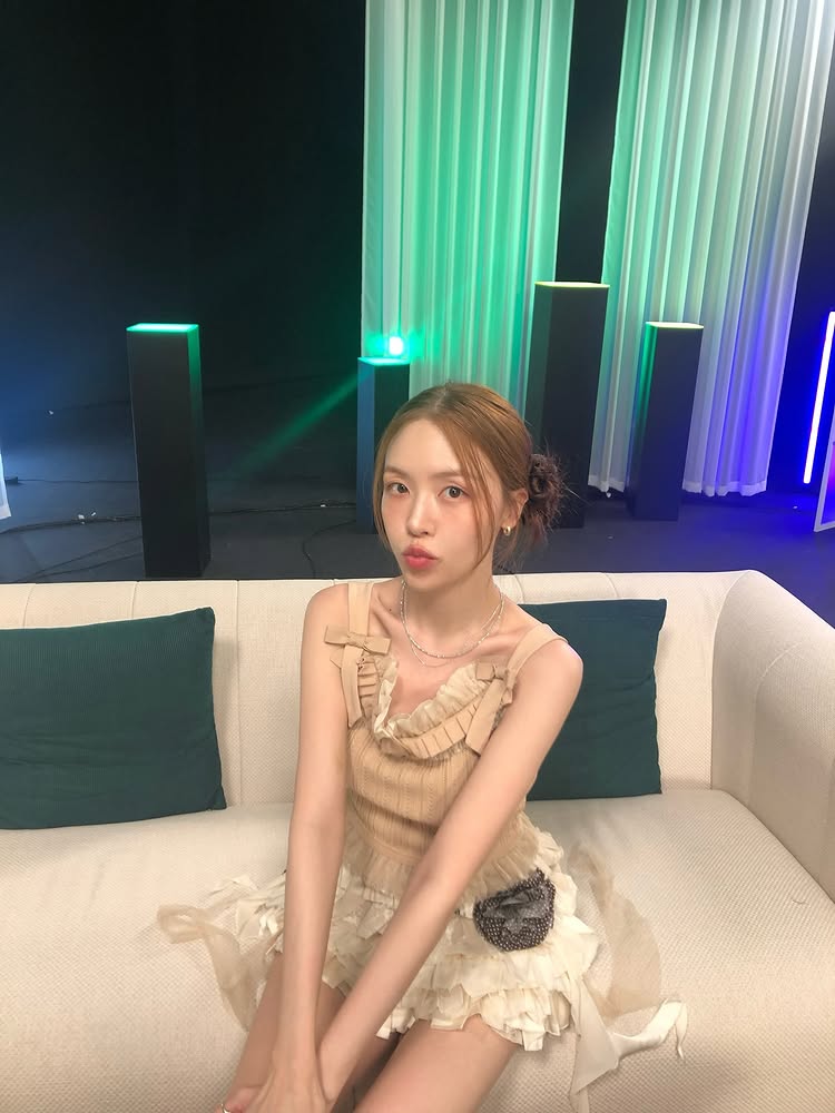 ~Update~09.03.25~

Lovely Bang Minah smiling brightly 🩷 Super love her cute expression!

She is currently appearing as an MC on the variety program "Jin Seo-yeon's NO," which began airing on the 26th of last month.

💕

#GirlsDay #BangMinah
#걸스데이 #방민아