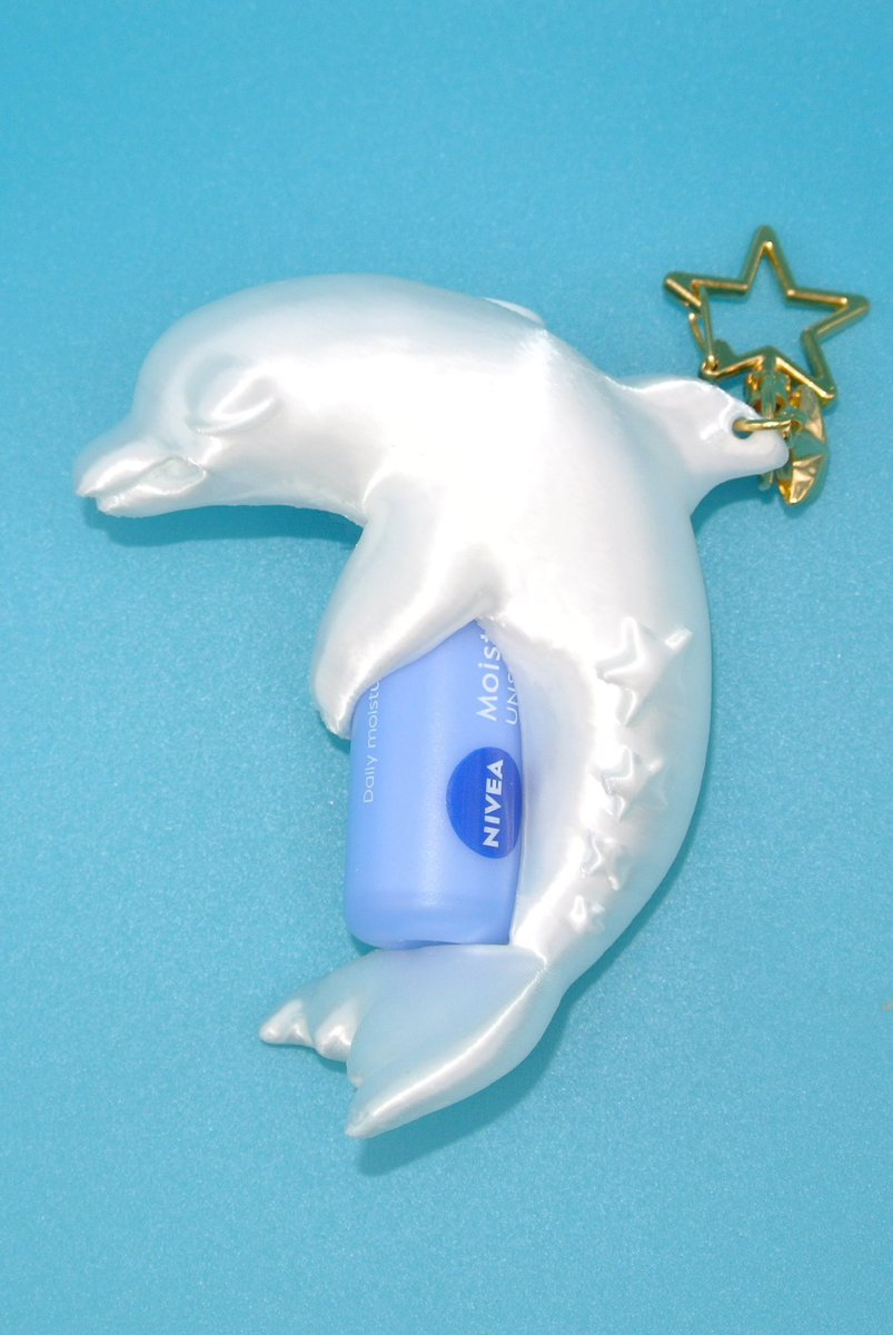 NIVEA イルカ型リップケース　Yue イルカのリップケース🐬🫧