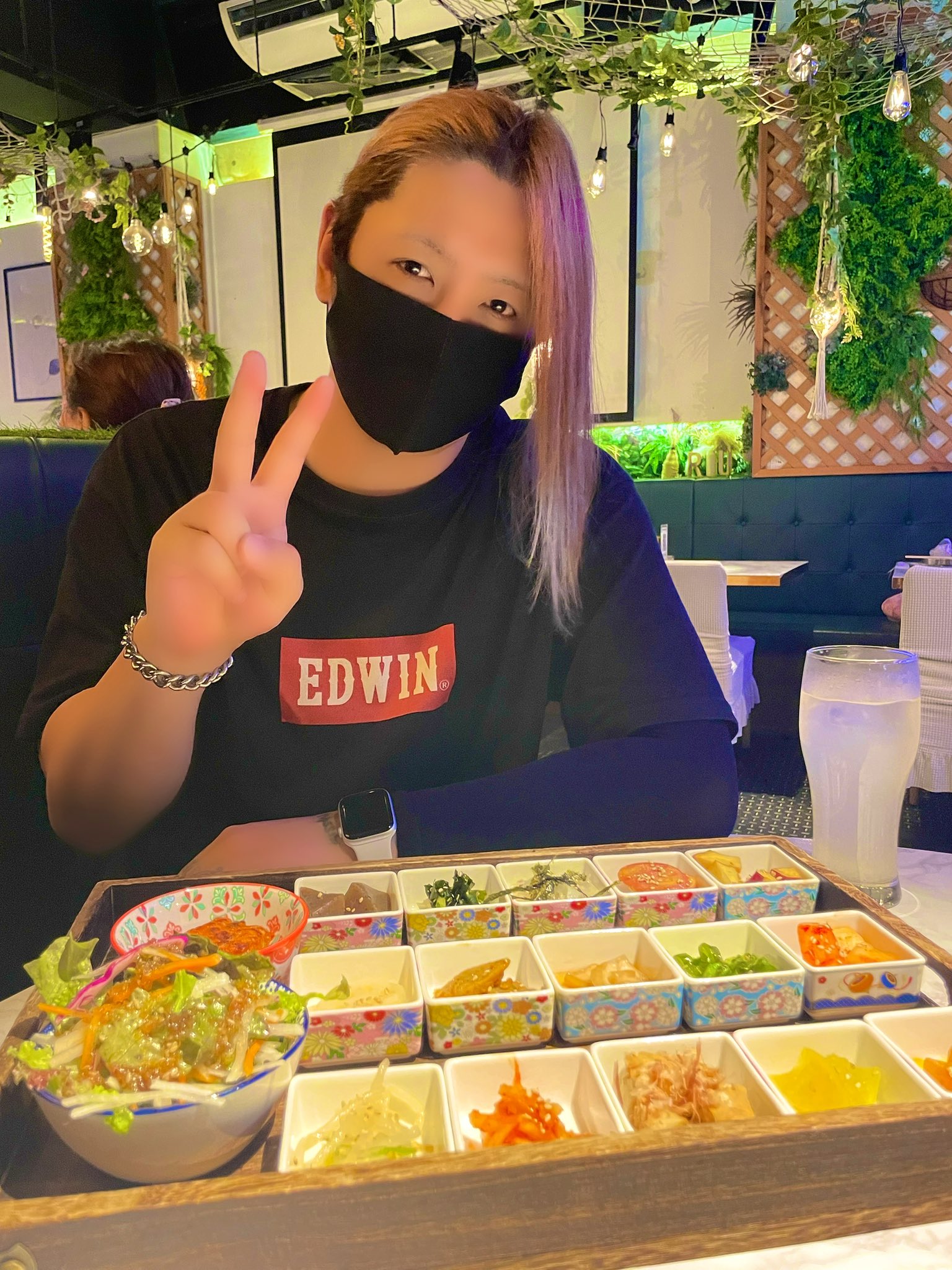 ベガスちゃん ベガスヤマモト🪬 (@VegasYamamoto) / X