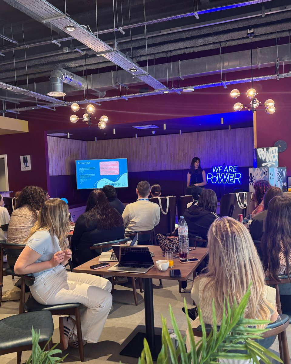 PoWErCollective tweet media