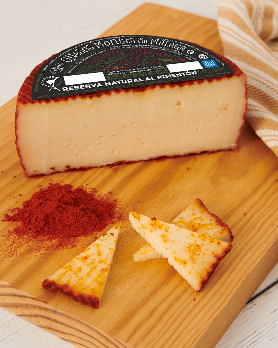 🧀🔥 Reserva Natural al Pimentón
El equilibrio perfecto entre la intensidad del queso de cabra y el carácter del pimentón.
Un sabor redondo que conquista desde el primer bocado.
#QuesosMontesDeMálaga
👉agammasur.es/producto/queso…