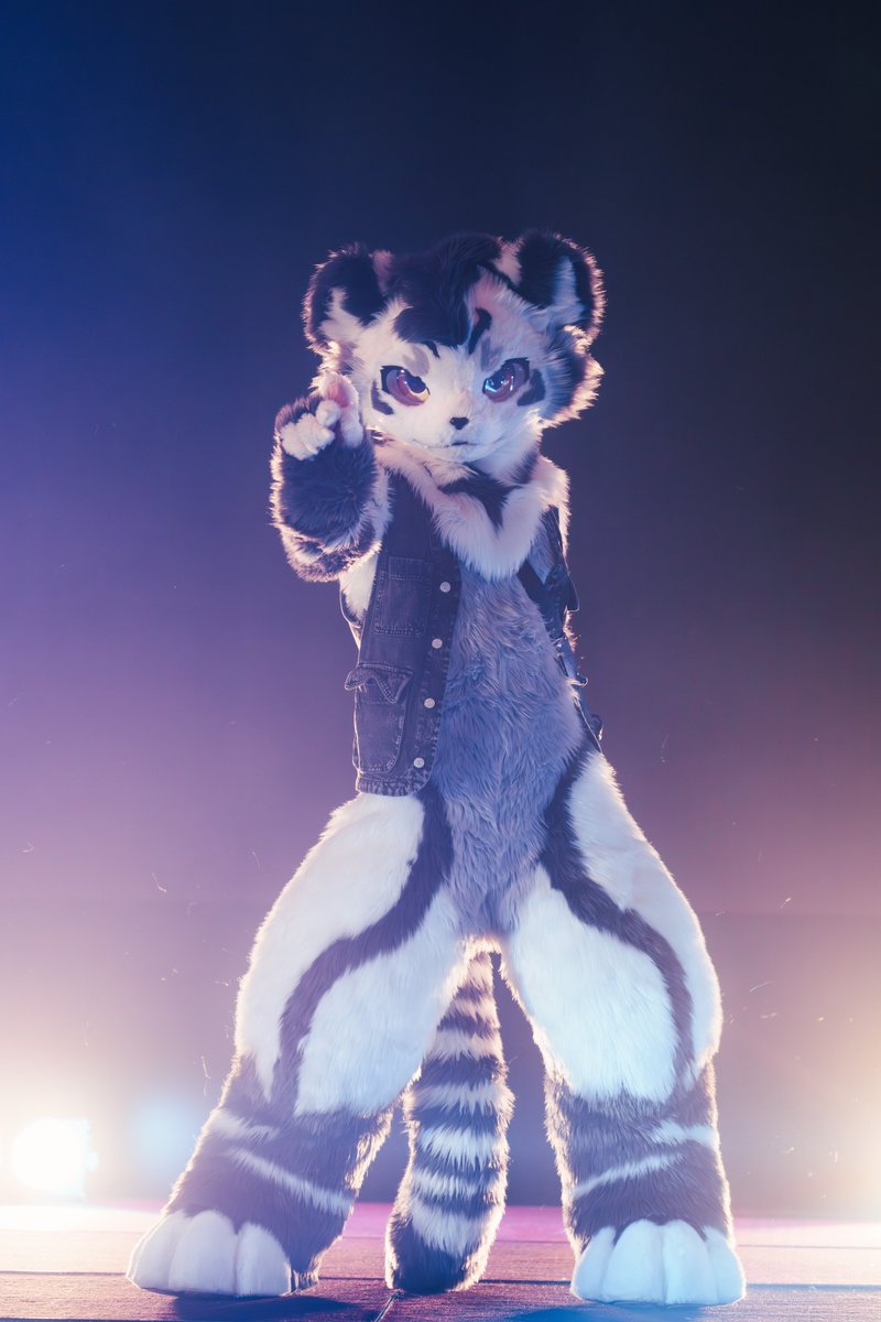 hututi07's tweet image. 25.07.12 FURSTCLASS

@FurryGintan Gintan님
  
#FURSTCLASS #fursuit