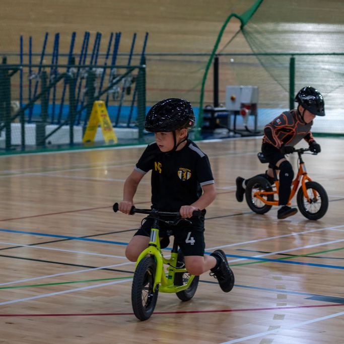 N_CyclingCentre's tweet photo. A huge thank you to everybody who came along to our Family Fun Day on Sunday, we had an incredible 500 adults and children join us and enjoy a great range of sessions. 

Thank you to our fantastic coaches, Leyla from @BritTaekwondo and @BritishCycling @KEvans26  

#CityofCycling https://t.co/ePHZhihO3i