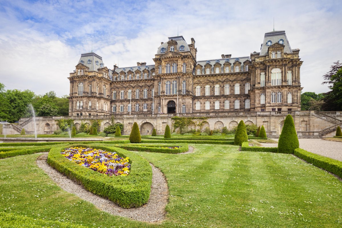 MoneySavingExp's tweet photo. You can get FREE visits to 5,000+ historic buildings and heritage sites in September!

It includes some National Trust sites and places not normally open to the public – where will you visit? 👇 

https://t.co/kkD9dEQVNO https://t.co/dpU7qe246y