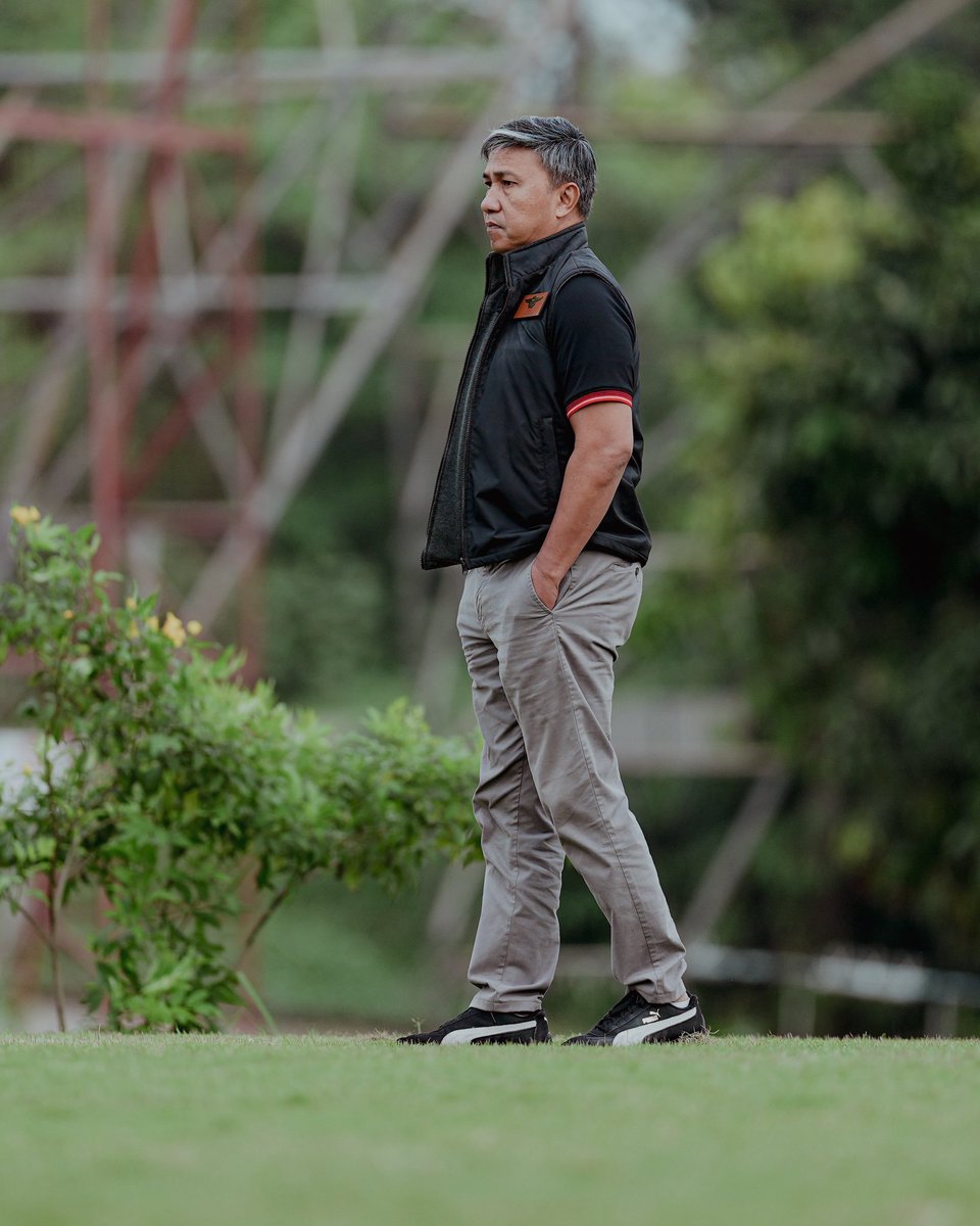 Minds behind the team! 👊🧠

#Persija