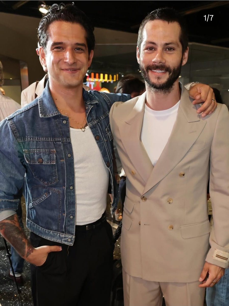 Steven Benson (@stevenb61231757) on Twitter photo Tylerposey reunites with Dylan O'Brien at Dylan's premiere of Twinless in Los Angeles California
Credit <a href="/JustJared/">JustJared.com</a> Instagram Tylerposey reunites with Dylan O'Brien at Dylan's premiere of Twinless in Los Angeles California
Credit <a href="/JustJared/">JustJared.com</a> Instagram