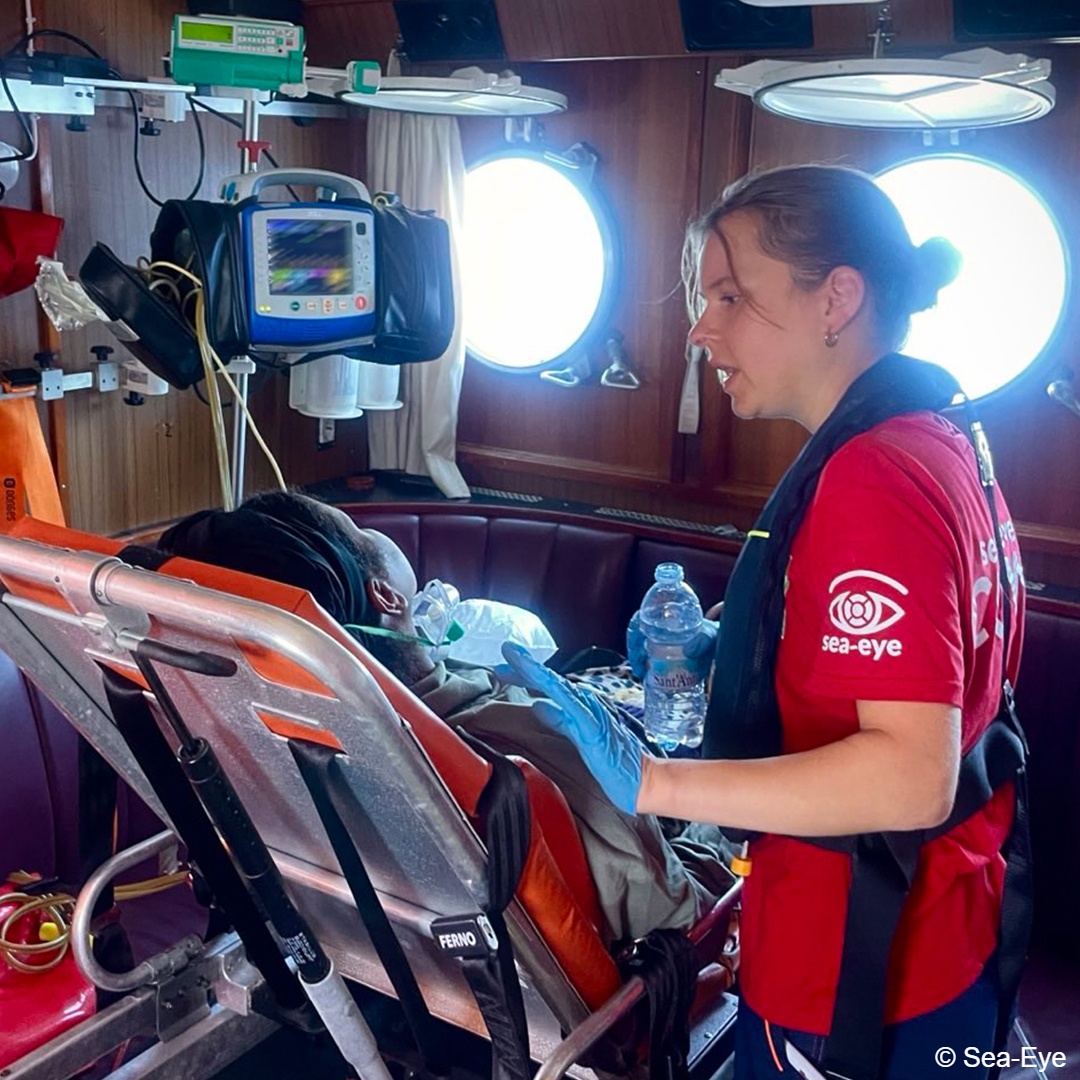 InfoMigrants's tweet photo. 📷 On Sunday, the Sea-Eye 5 picked up 144 people after "days at sea on an unseaworthy" boat.

Sea-Eye called it its "largest rescue operation to date".

2 people in critical condition were evacuated along with 51 others, the NGO said.

The rest disembarked in Italy on Tuesday. https://t.co/4J5CHMVXDI