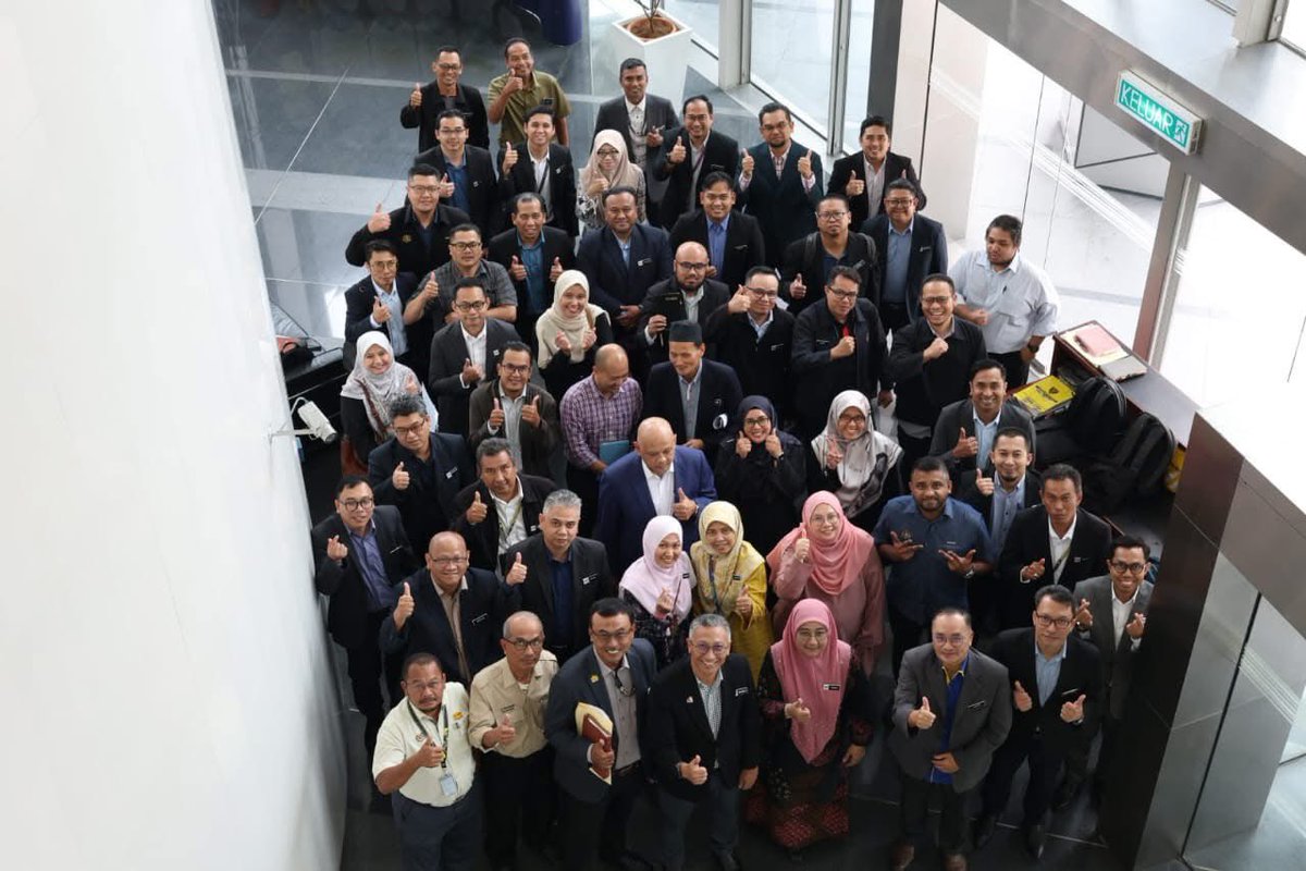 3/9/2025: Majlis Perjumpaan Pengurusan CKM Bersama Pegawai Kumpulan Pengurusan &amp; Profesional KADER (Mekanikal) JKR Malaysia Tahun 2025 dihadiri oleh 27 pegawai mekanikal IP dan 55 P&amp;P KADER Mekanikal dari pelbagai Kementerian dan Agensi seluruh Malaysia #iamJKR