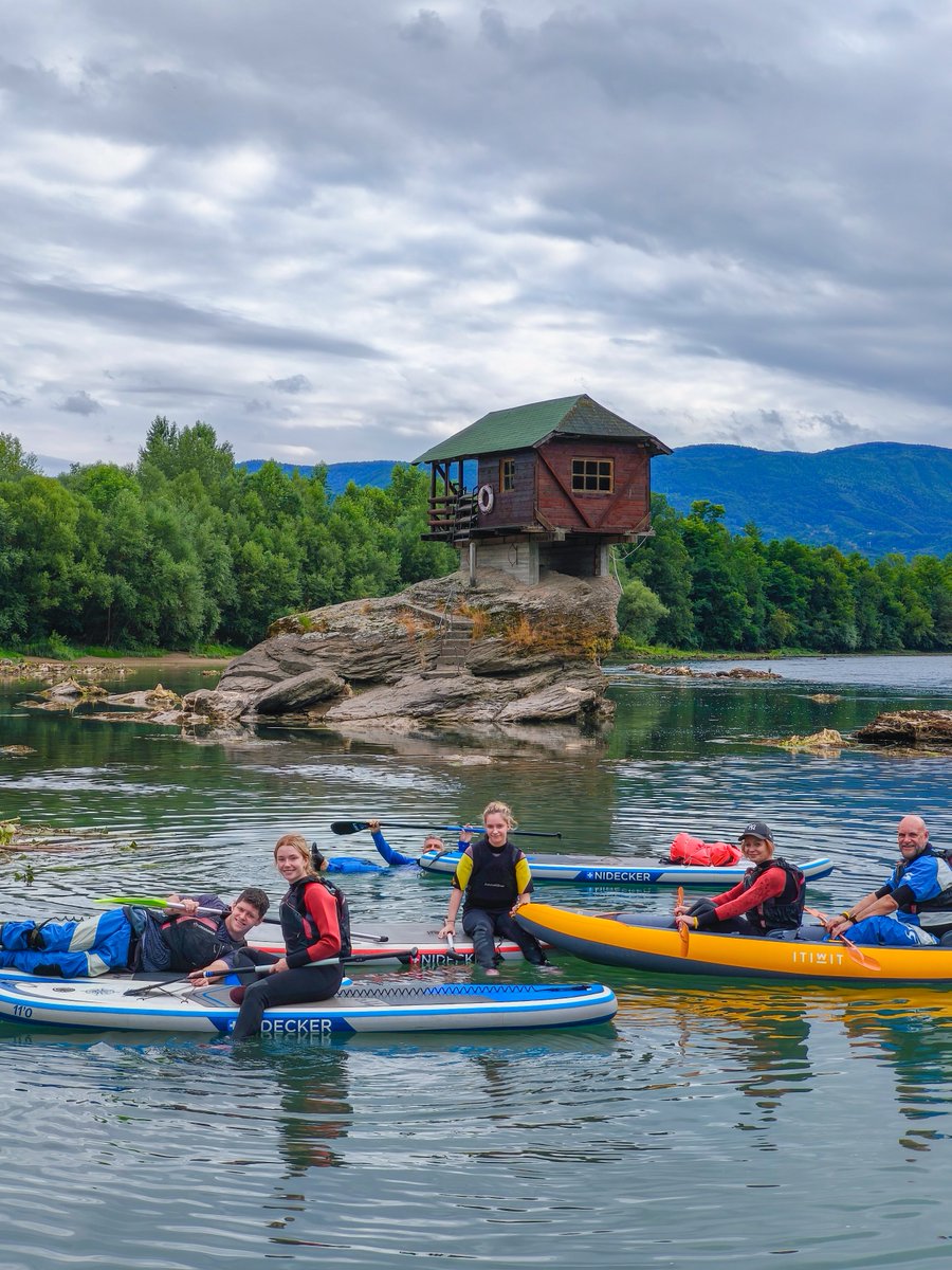 Wishing a happy back to school to all the kids (and parents!) who adventured with us in the Balkans this summer! 🤩