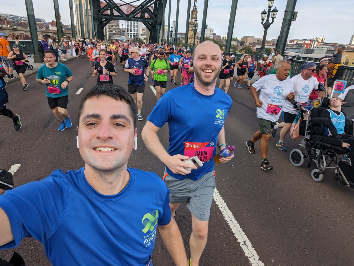 Mae Sam a Gavin Faulkner wedi herio eu hunain i ymgymryd â nifer o ddigwyddiadau rhedeg i godi arian ar gyfer yr Uned Gofal Cardiaidd yn Ysbyty #Llwynhelyg🏃

Darllenwch y stori lawn yma: elusennauiechydhyweldda.gig.cymru/newyddion/newy…

#EichElusenGIG💚